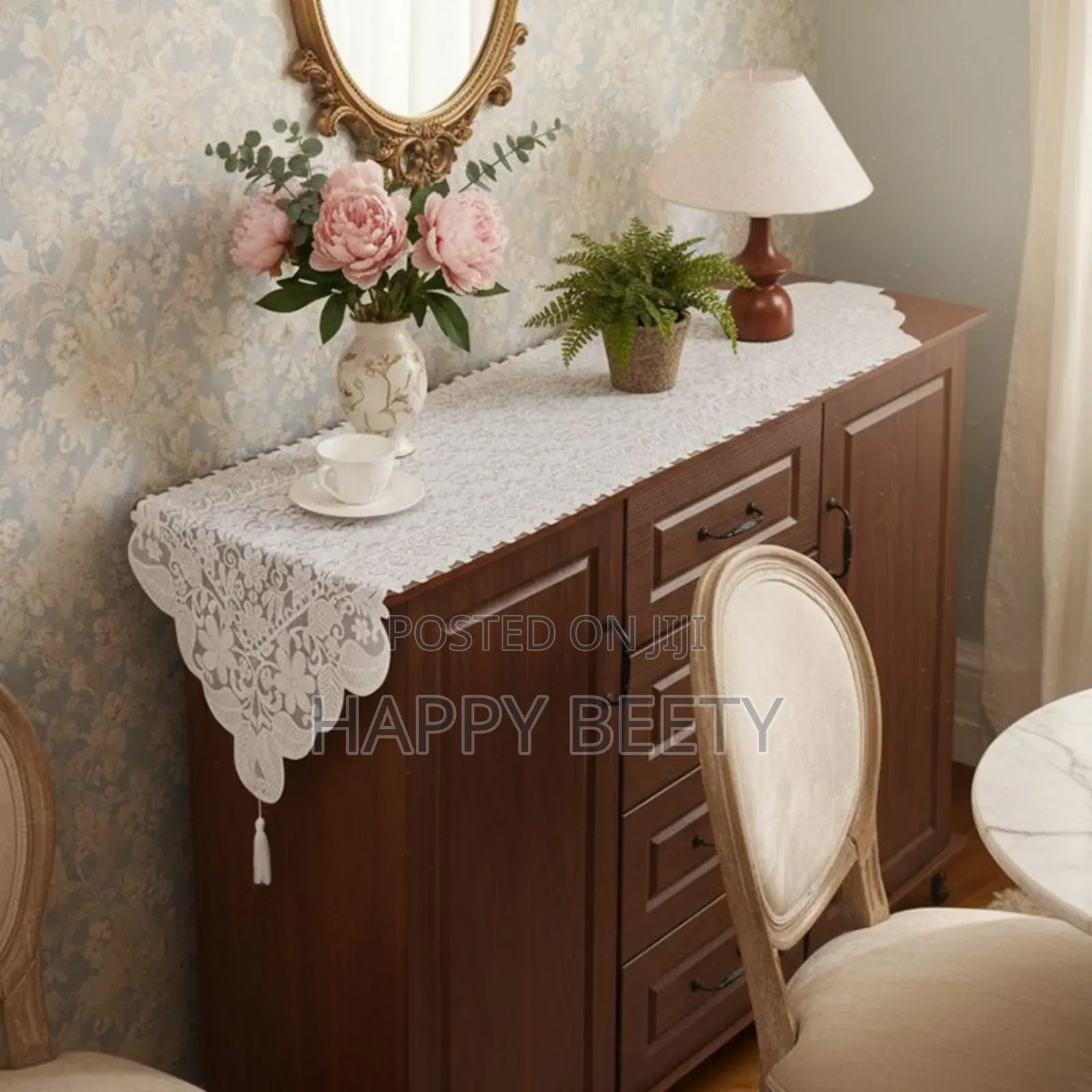 Retro France Lace Table Runner
