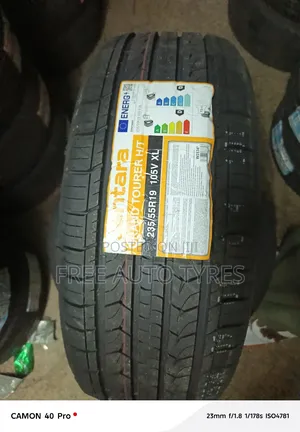 235/55r19 Centara