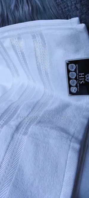 High End White His Large Towels
