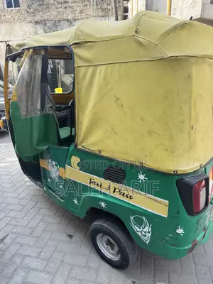 Piaggio 2019 Green