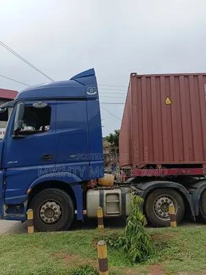 Trailers Are Available for Transportation Across the Borders