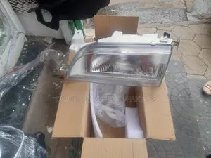 Headlamp/Headlightlight Ae102,Ae103,Ae104/G-Touring Station Wagon Dx