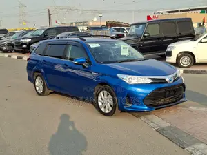 Toyota Corolla Fielder 1.5 Hybrid FWD 2019 Blue