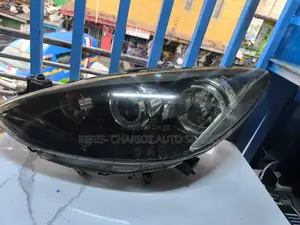 Mazda Demio 2012 Xenon Headlights