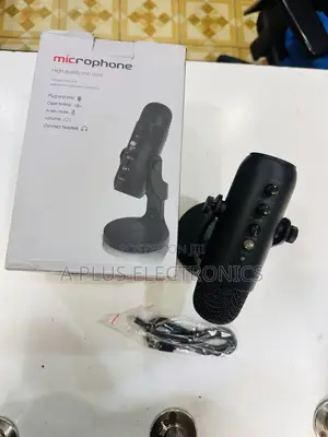 Podcast/Table Microphone With Voice Filter for Podcasts and Youtube