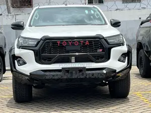 Toyota Hilux 2019 Off white
