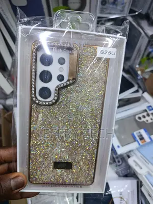 Luxury Rhinestone Case Designed for the Samsung Galaxy S25 Ultra