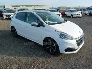 Peugeot 208 2018 White