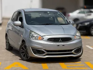 Mitsubishi Mirage ES 2017 Silver