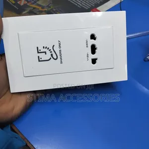 Shaver Socket