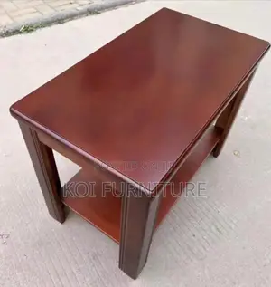 Coffee Table; Mahogany Casual Executive Home Office Coffee Table