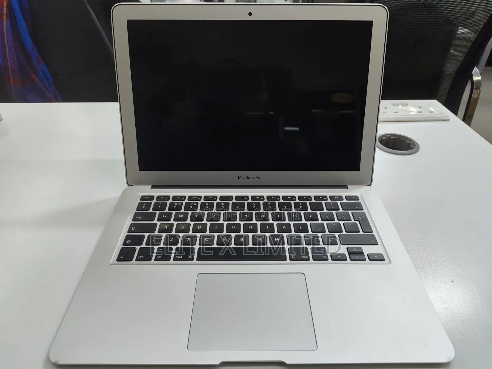 Laptop Apple MacBook Air 2017 8GB Intel Core i5 SSD 256GB