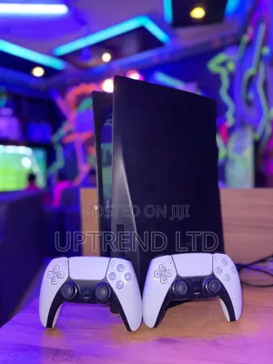 Black Playstation 5 Standard 825gb Two Controllers