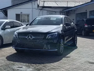 Mercedes-Benz GLC-Class 2019 Blue