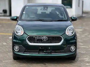 Toyota Passo 2018 Green