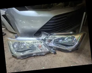 Toyota Axio 161 Zenon Headlight
