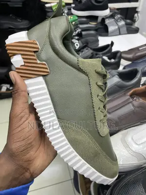 Hermes Bouncing Sneaker