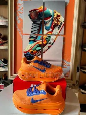 Nike Vomero Premium “Orange”
Sizes:38-45