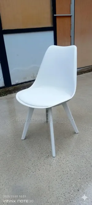 Stylish White Eames-Style Dining Chair W