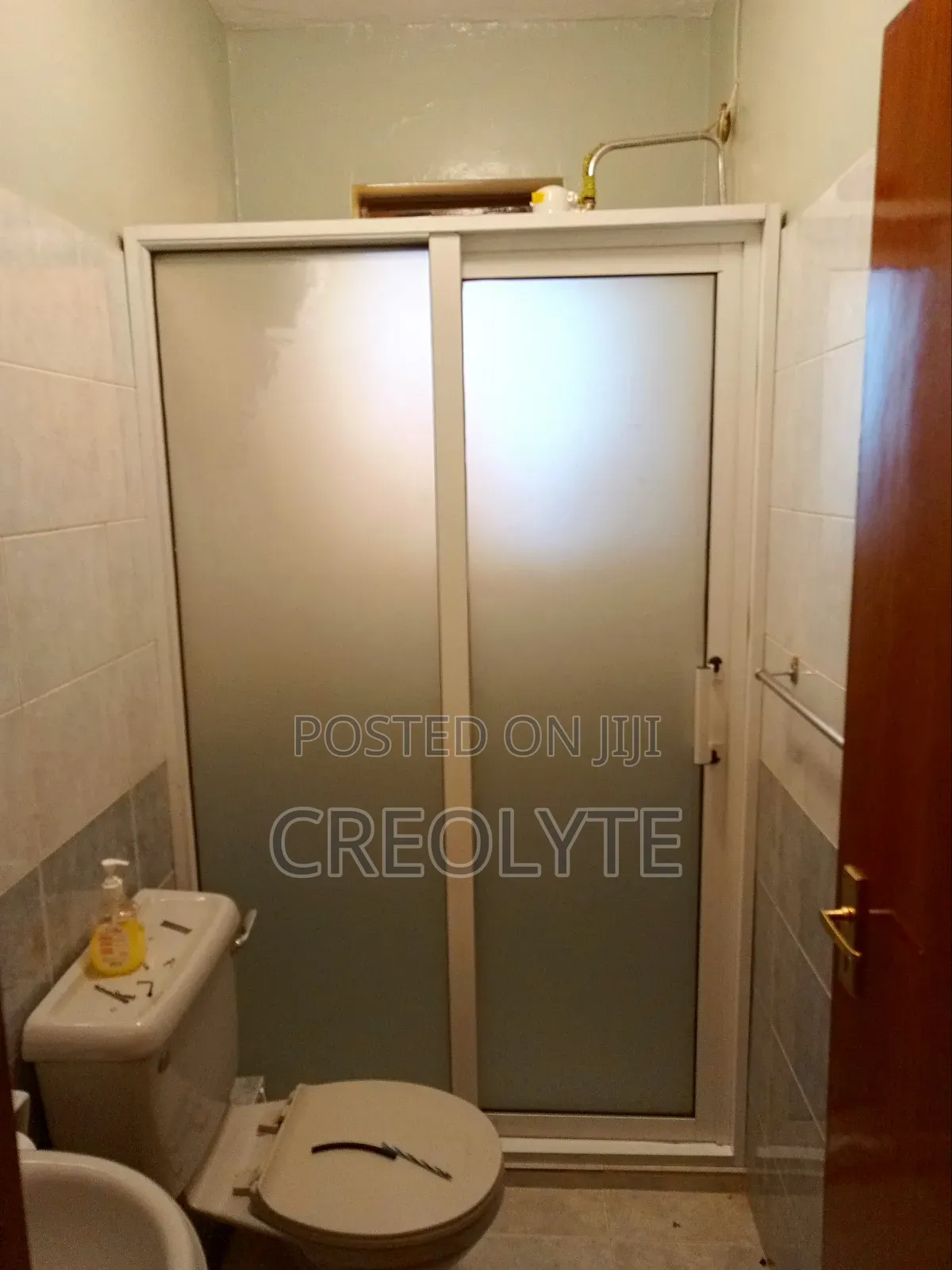 Sliding Door
