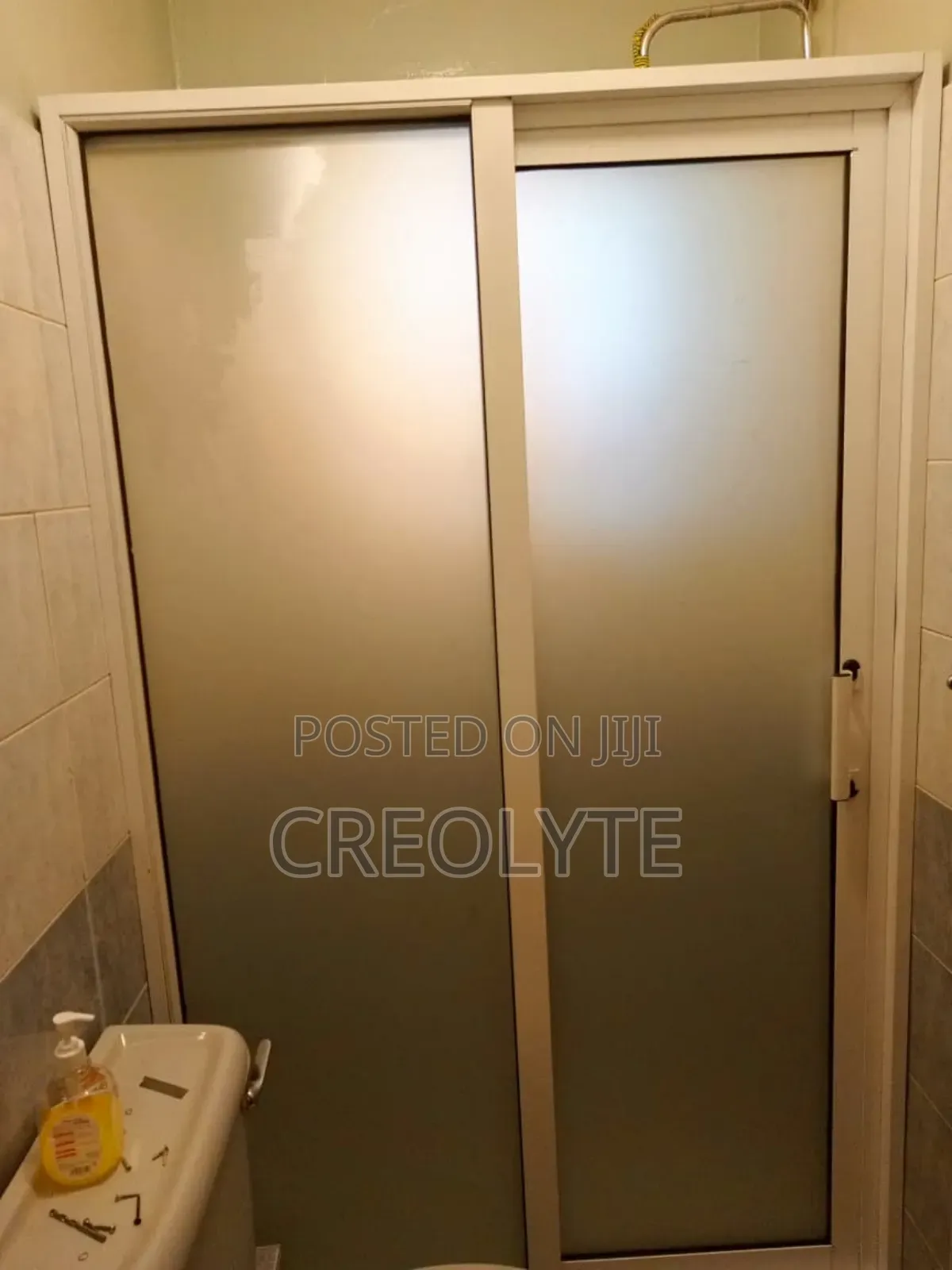 Sliding Door