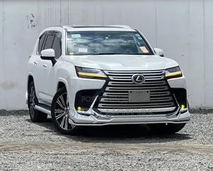 Lexus LX LX 600 2023 White
