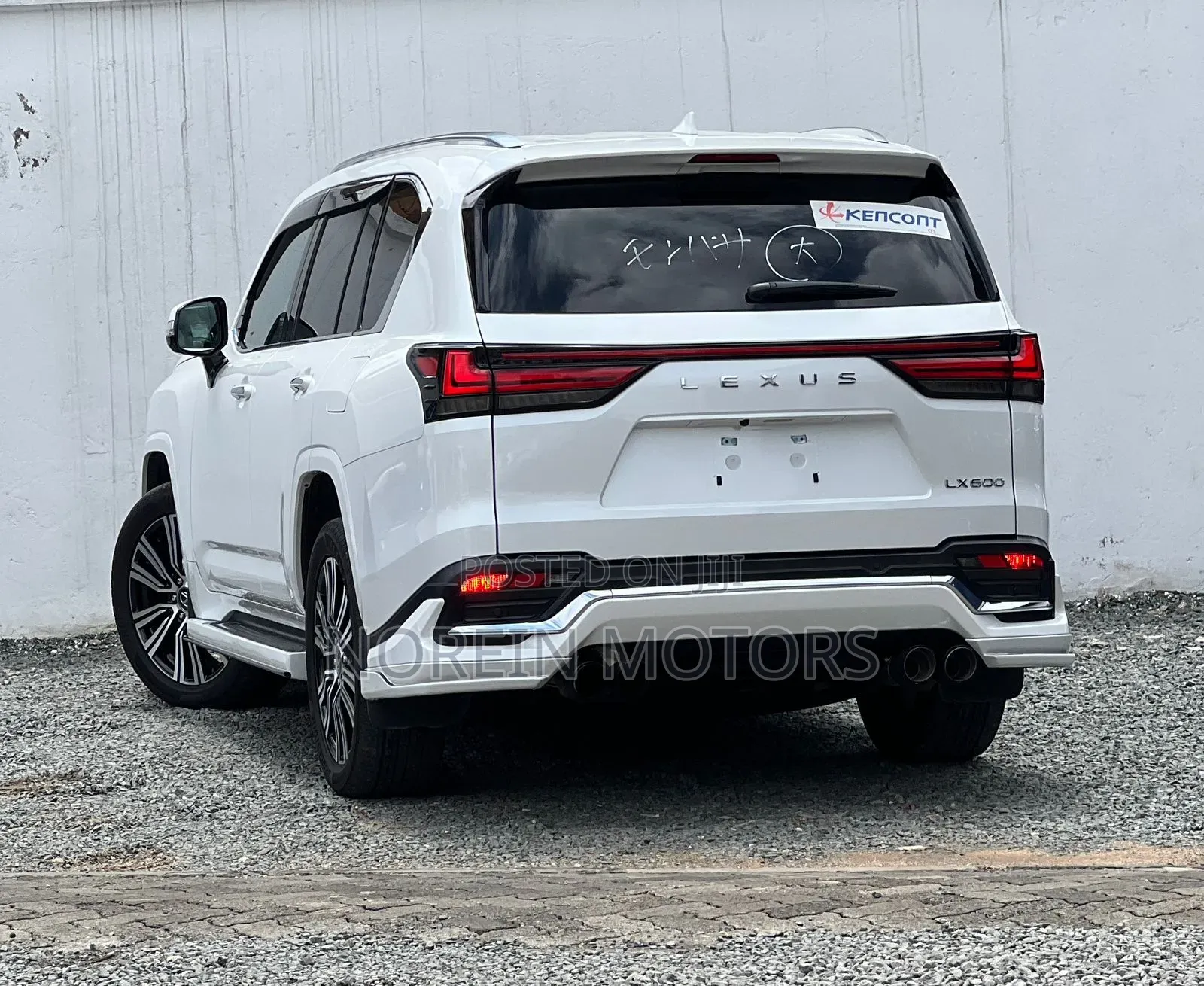 Lexus LX LX 600 2023 White