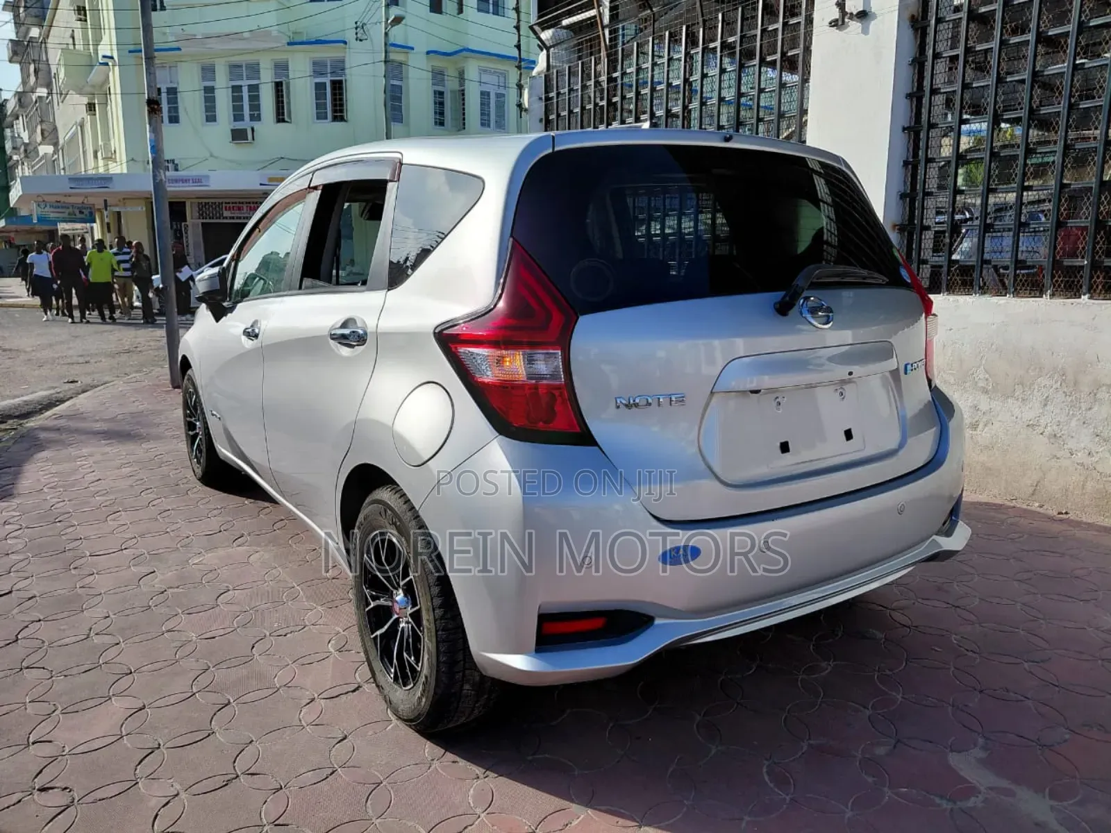 Nissan Note 2018 Silver