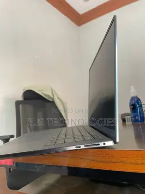 Laptop Dell Precision 5550 16GB Intel Core i7 SSD 512GB
