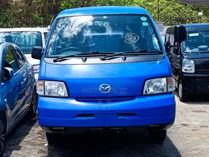 Mazda Bongo 2018 Blue