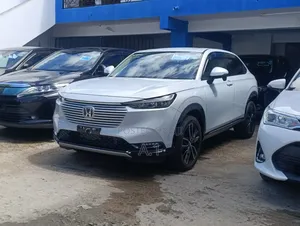 Honda Vezel 2021 White