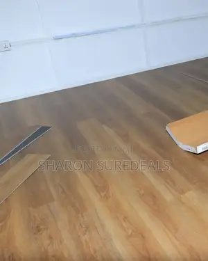 Quality SPC Flooring 5mm Thickness