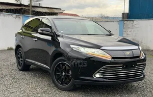 Toyota Harrier 2.0 2019 Black