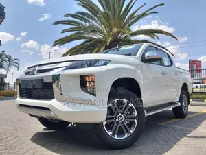 New Mitsubishi L200 2025 White