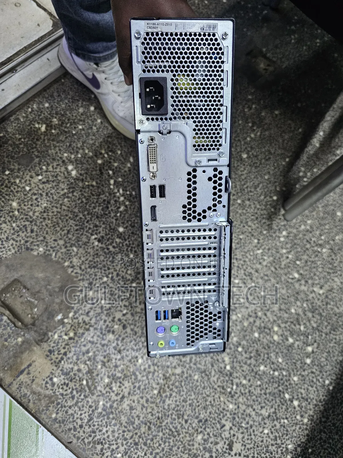 Desktop Computer Fujitsu Esprimo P557/power 8GB Intel Core i5 HDD 160GB