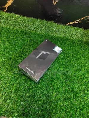 New Samsung Galaxy Z Flip6 256 GB Black