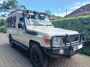 Toyota Land Cruiser 2014 Beige
