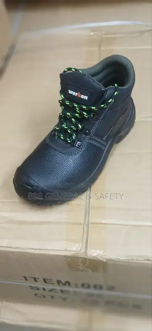 Strong Safety Boots | Durable | Perfect for Construction Work