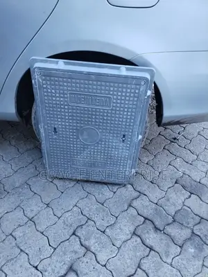 Composite Reinforced Manhole Cover