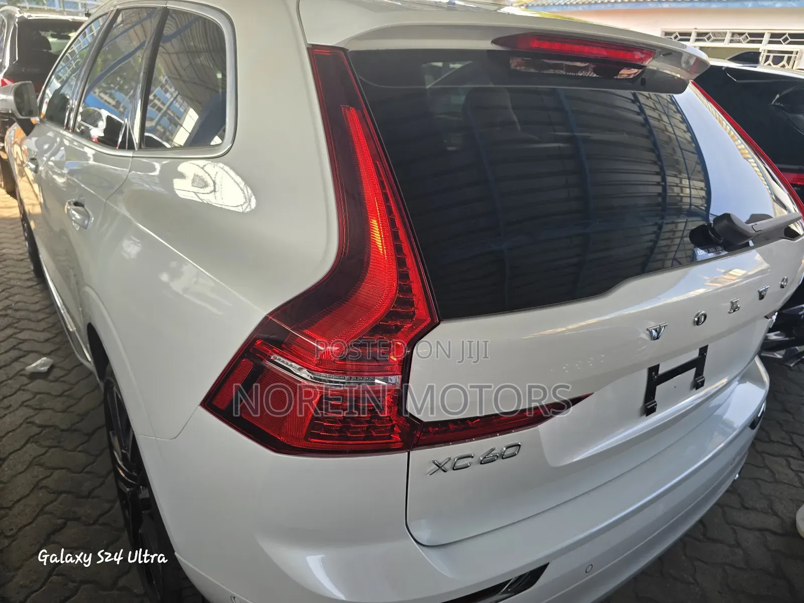 Volvo XC60 2020 White