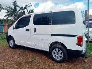 Nissan NV200 2012 White