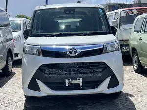 Toyota Tank 2019 White
