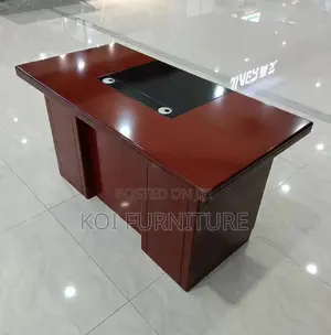 Office Desk; 1400mm Surface Mahogany Executive Office Desk