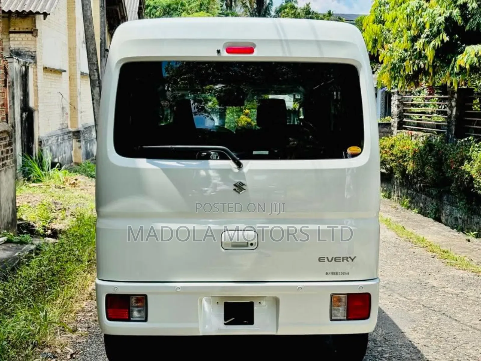 Suzuki Every Wagon 2019 White
