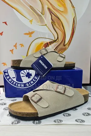 Birkenstock Zurich Suede - Beige
Quality 