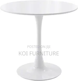 Coffee Table; Sleek Round Marble Coffee Table