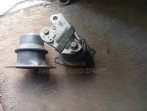 Honda Fit Engine Mount