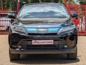 Toyota Harrier 2.0 2019 Black