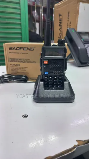Baofeng Walkie Talkie 5 Km