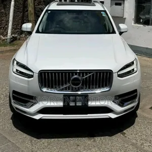 Volvo XC90 2020 Off white